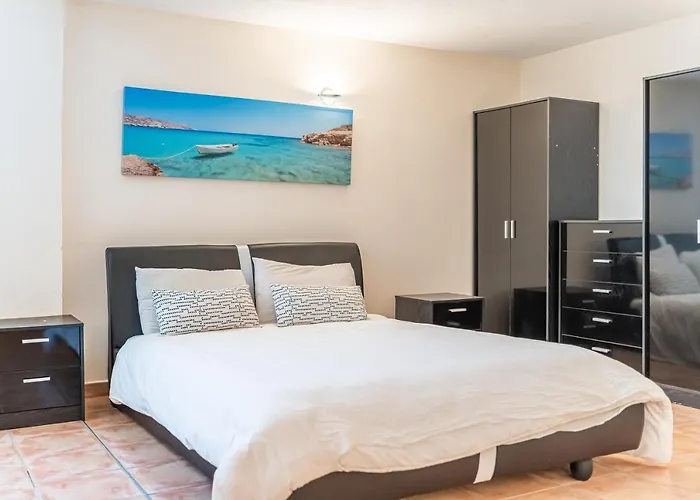 Villa Riviera