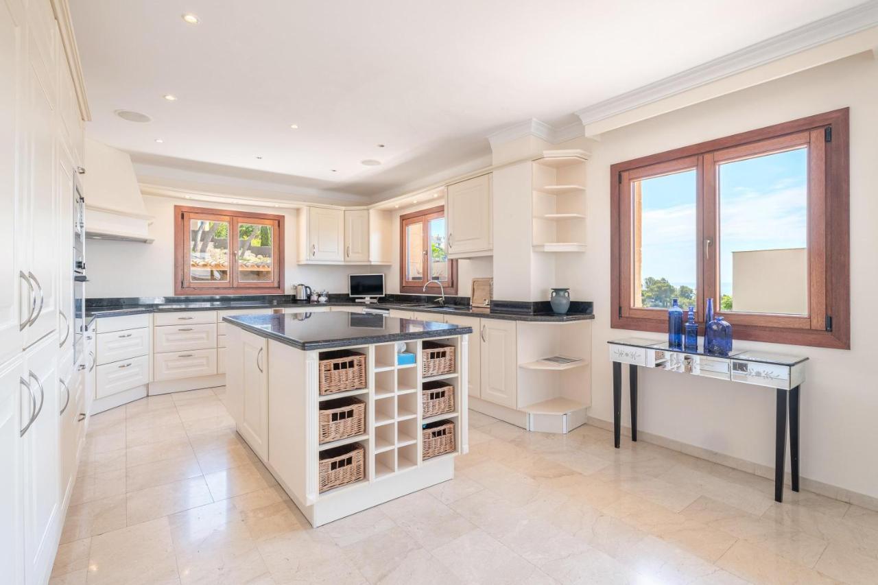 Villa Riviera