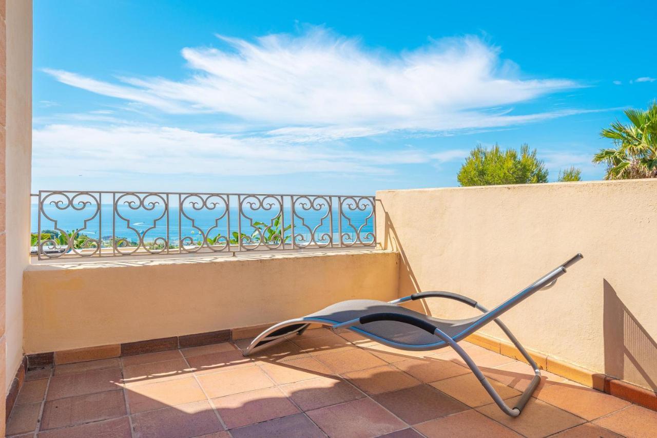 Villa Riviera *